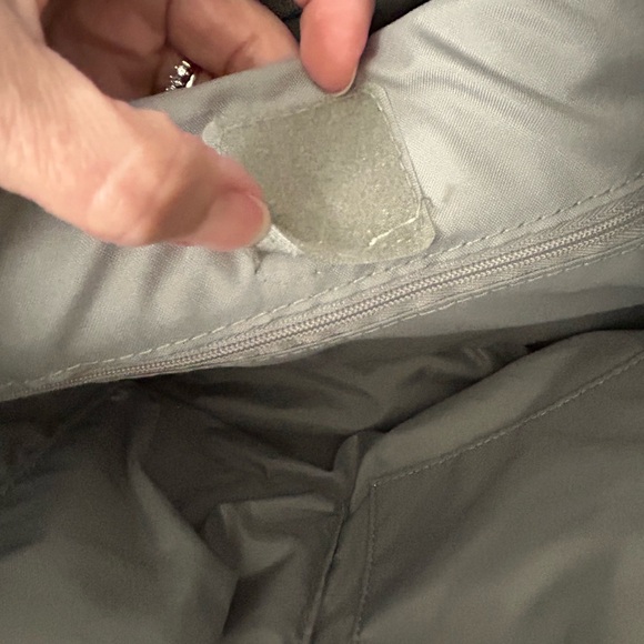 Baggallini Any day Tote/ briefcase travel tote - Picture 8 of 14